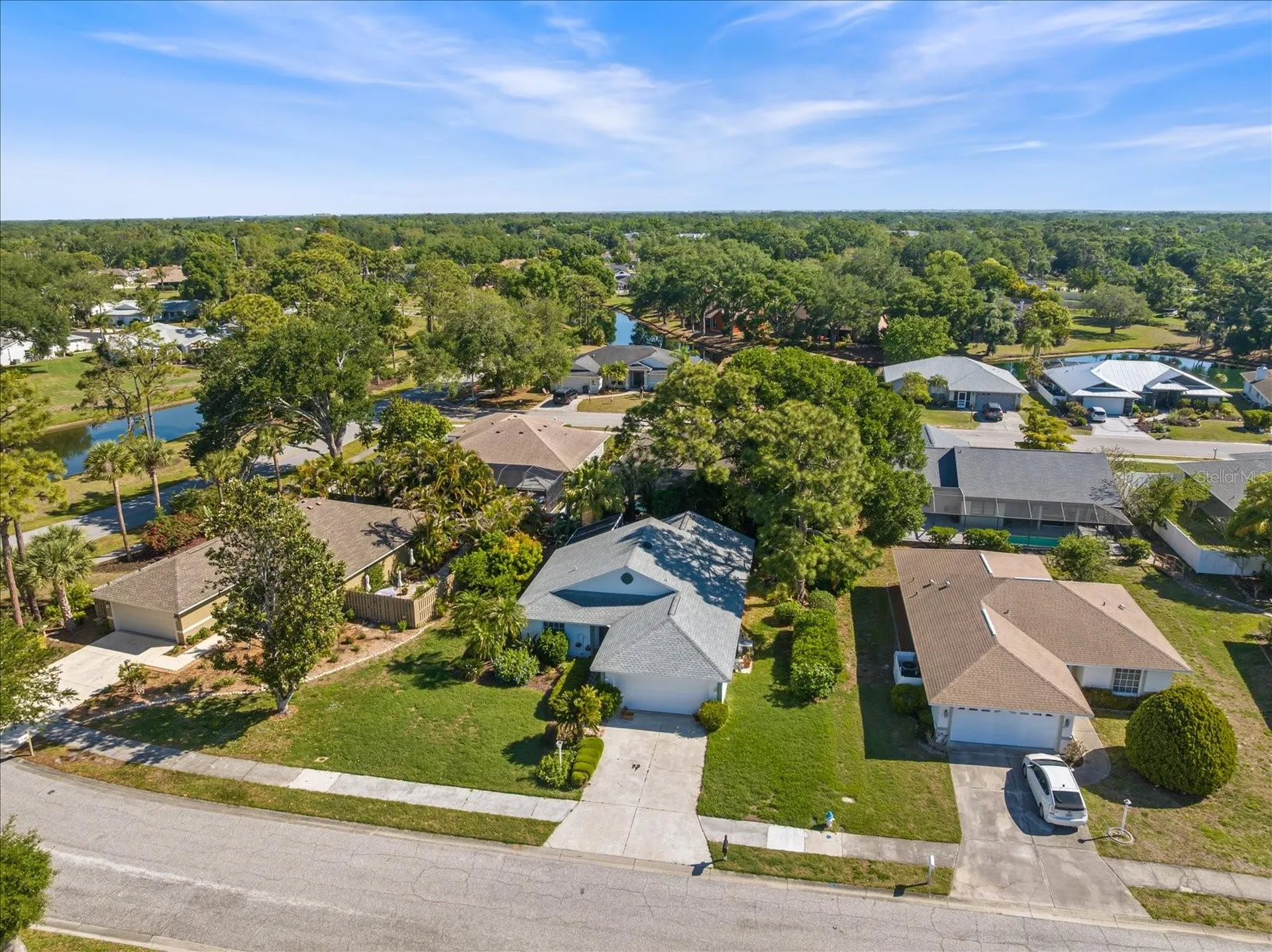 5871 Helen Way Sarasota FL 34243