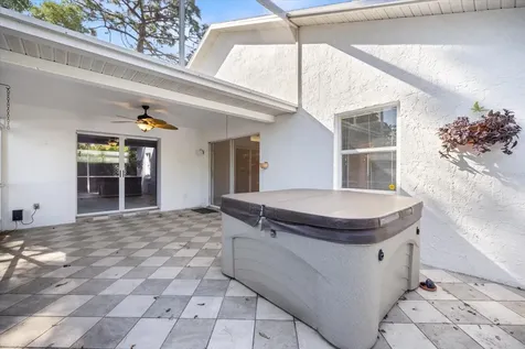 5871 Helen Way Sarasota FL 34243
