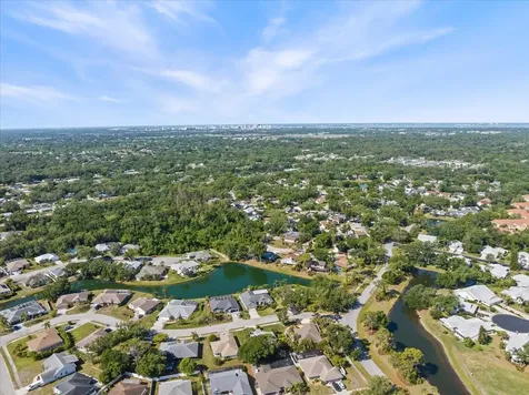 5871 Helen Way Sarasota FL 34243