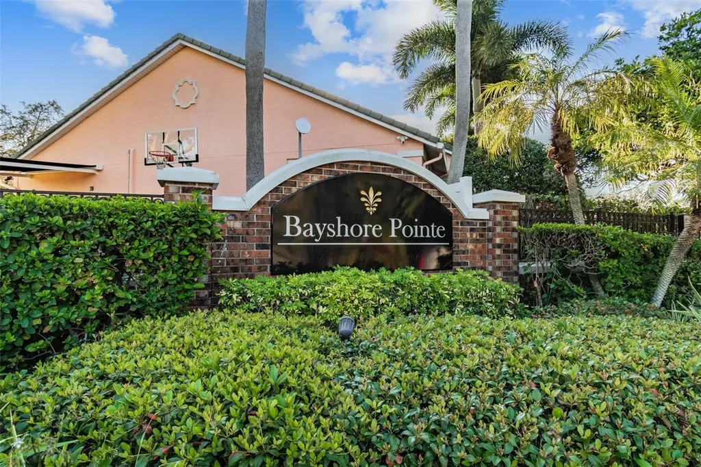 3019 Bayshore Pointe Drive Tampa FL 33611