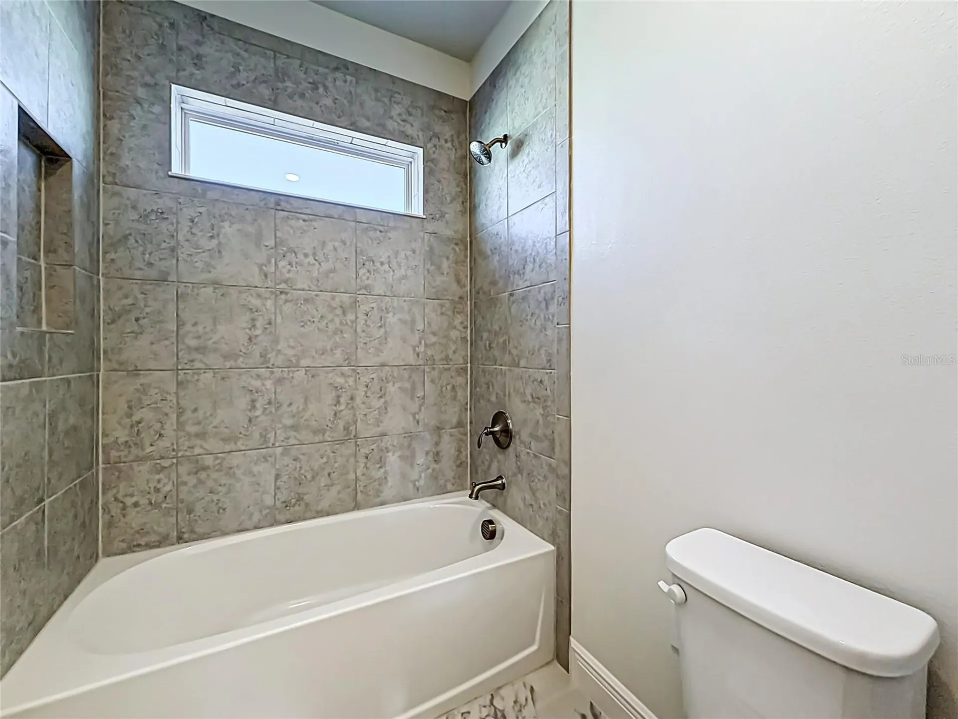 9985 Gobat Alley Orlando FL 32827