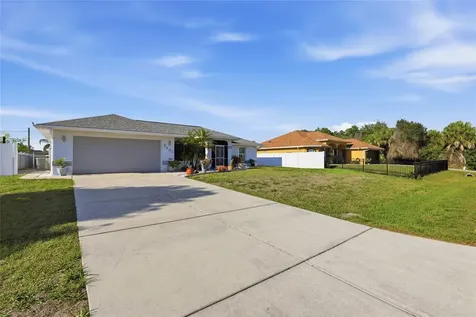 3401 Moravia Avenue North Port FL 34286