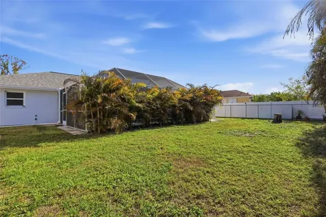 3401 Moravia Avenue North Port FL 34286