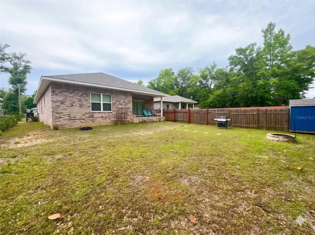 3044 N 7th Avenue Milton FL 32583