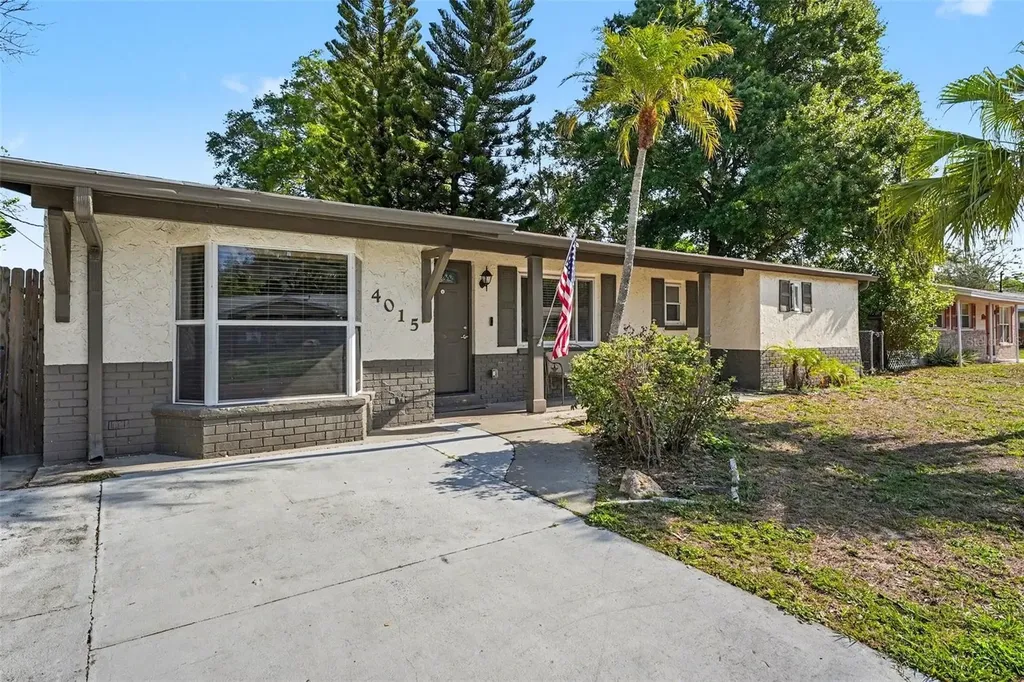4015 W Land Avenue Tampa FL 33616