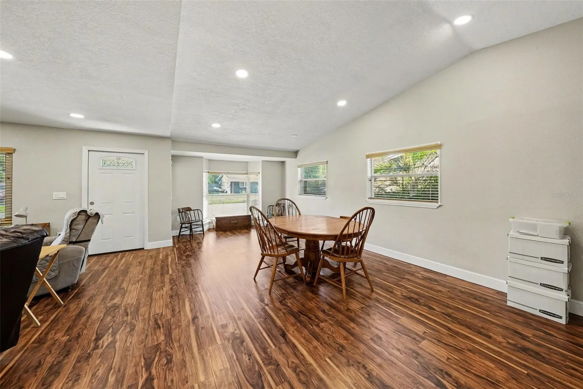 4015 W Land Avenue Tampa FL 33616