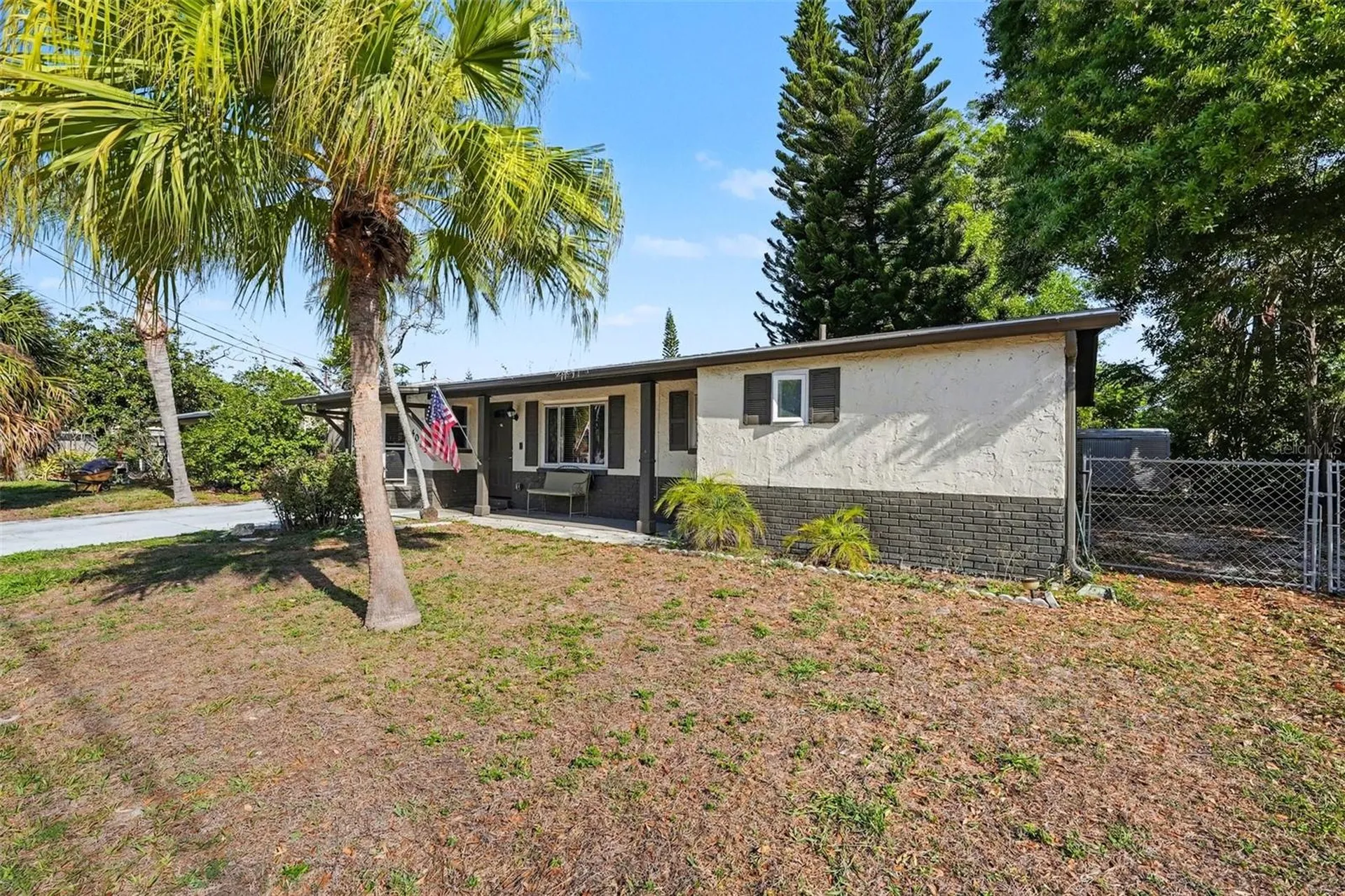 4015 W Land Avenue Tampa FL 33616