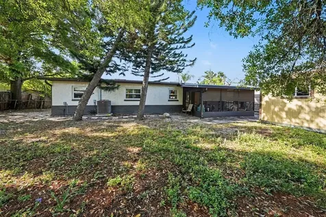 4015 W Land Avenue Tampa FL 33616