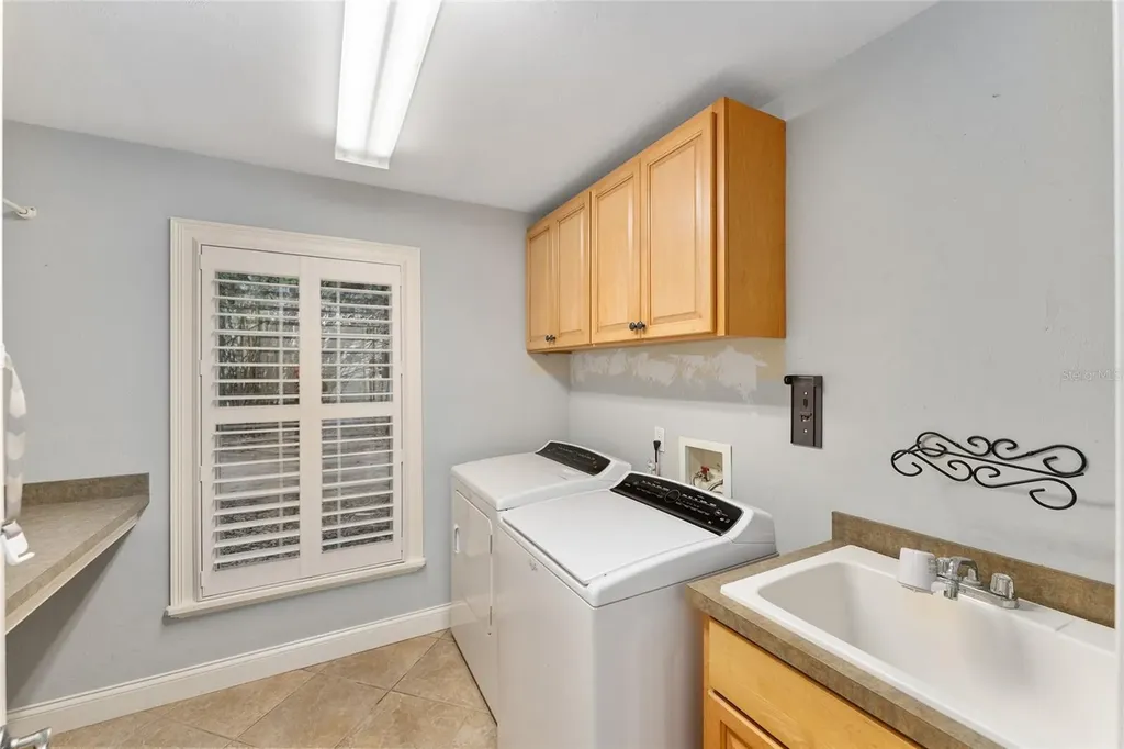 240 SW 131st Street Newberry FL 32669