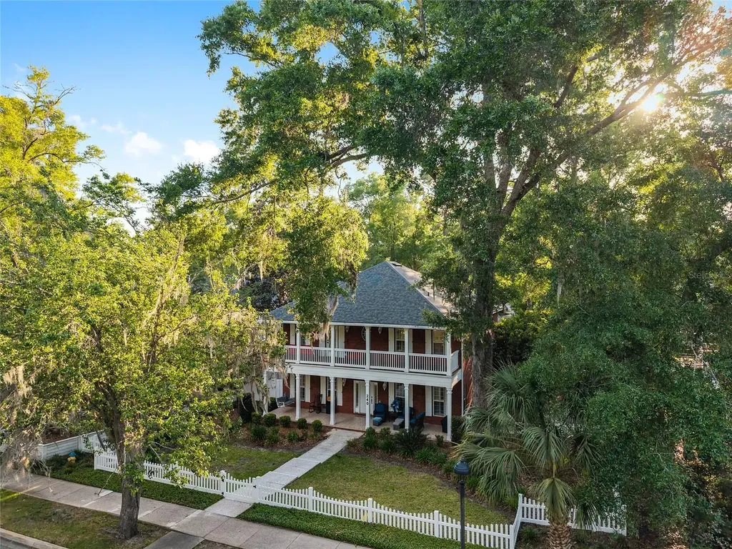 240 SW 131st Street Newberry FL 32669
