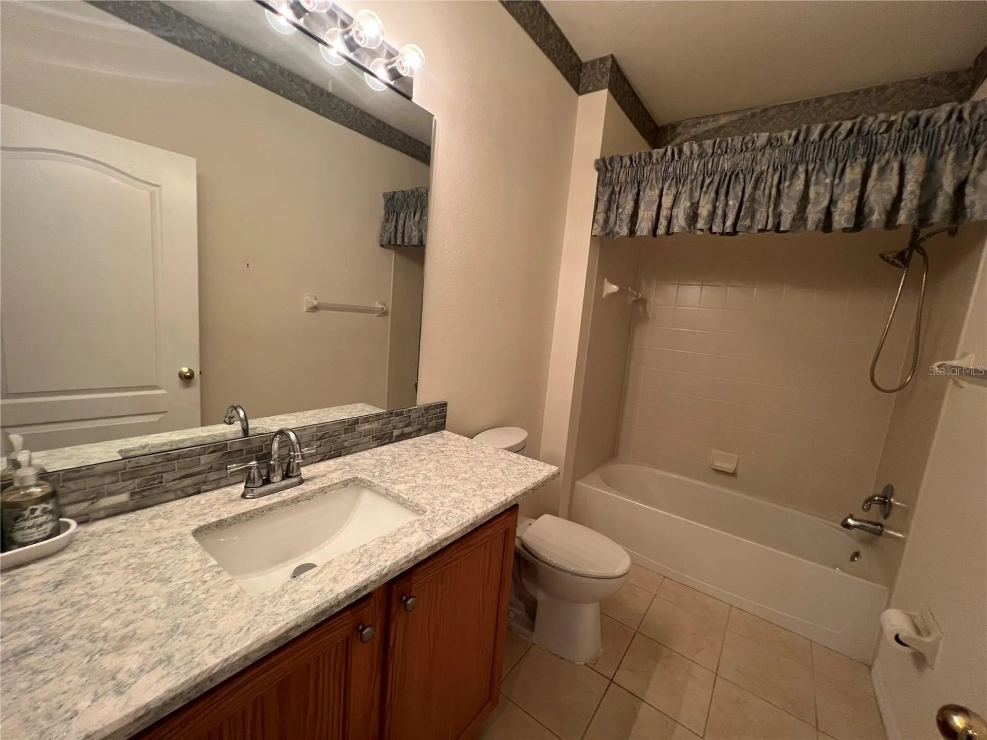 4665 Whispering Oaks Drive North Port FL 34287