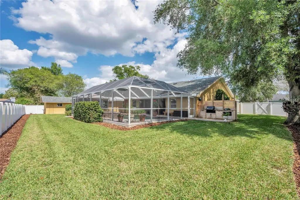 708 Hunters Run Boulevard Lakeland FL 33809