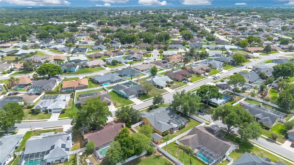 708 Hunters Run Boulevard Lakeland FL 33809