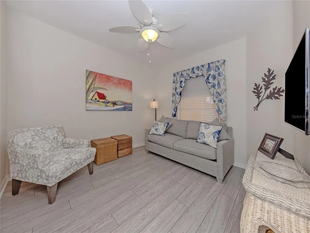 121 N Auburn Road Venice FL 34292