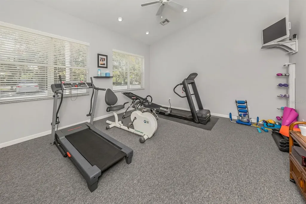 121 N Auburn Road Venice FL 34292