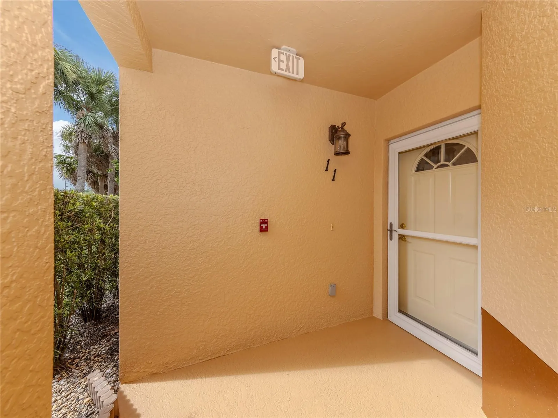121 N Auburn Road Venice FL 34292
