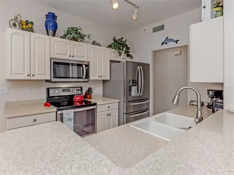 121 N Auburn Road Venice FL 34292