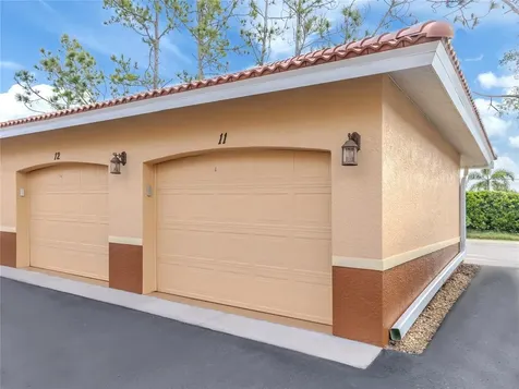121 N Auburn Road Venice FL 34292