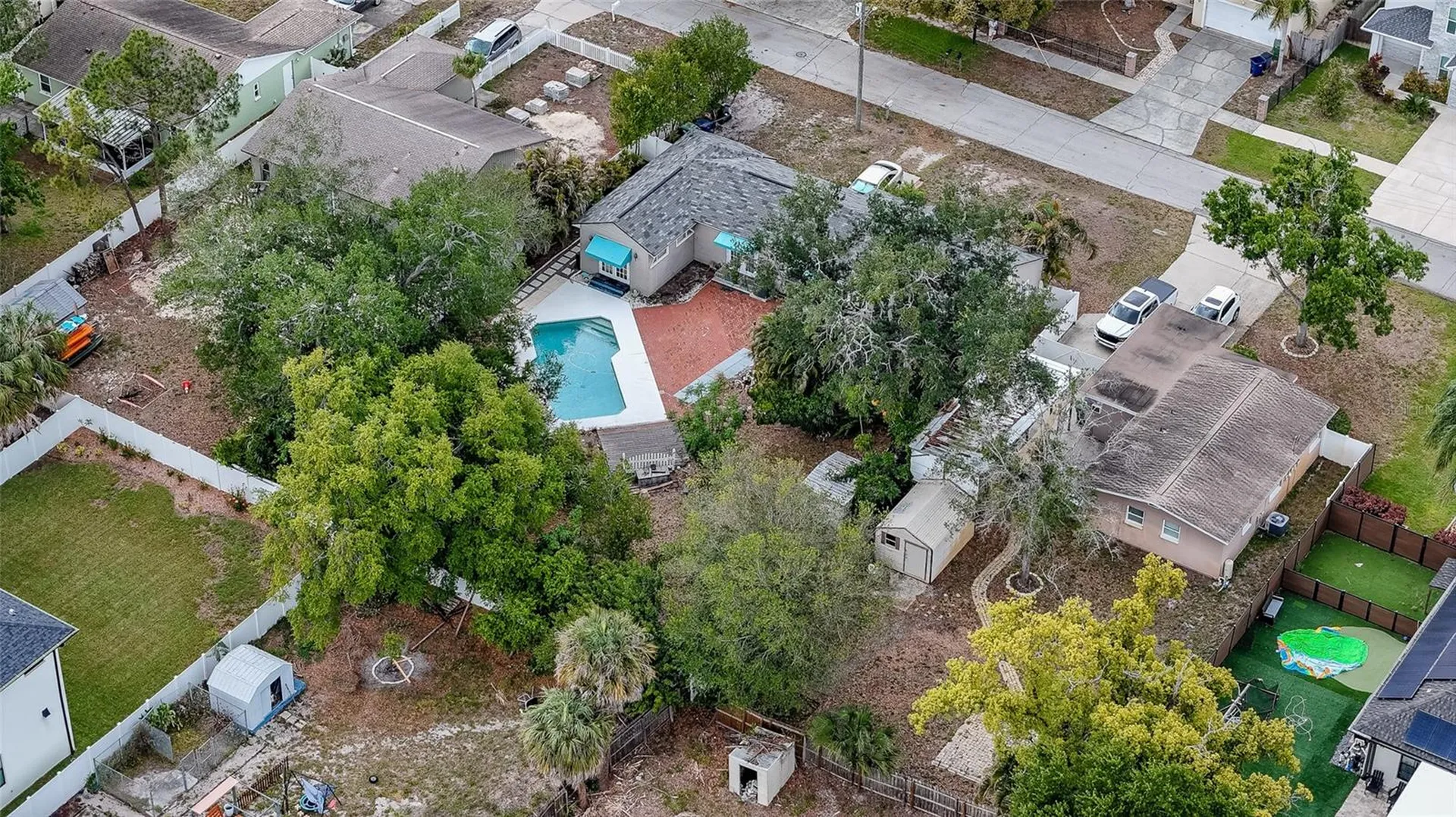 3308 W Paul Avenue Tampa FL 33611