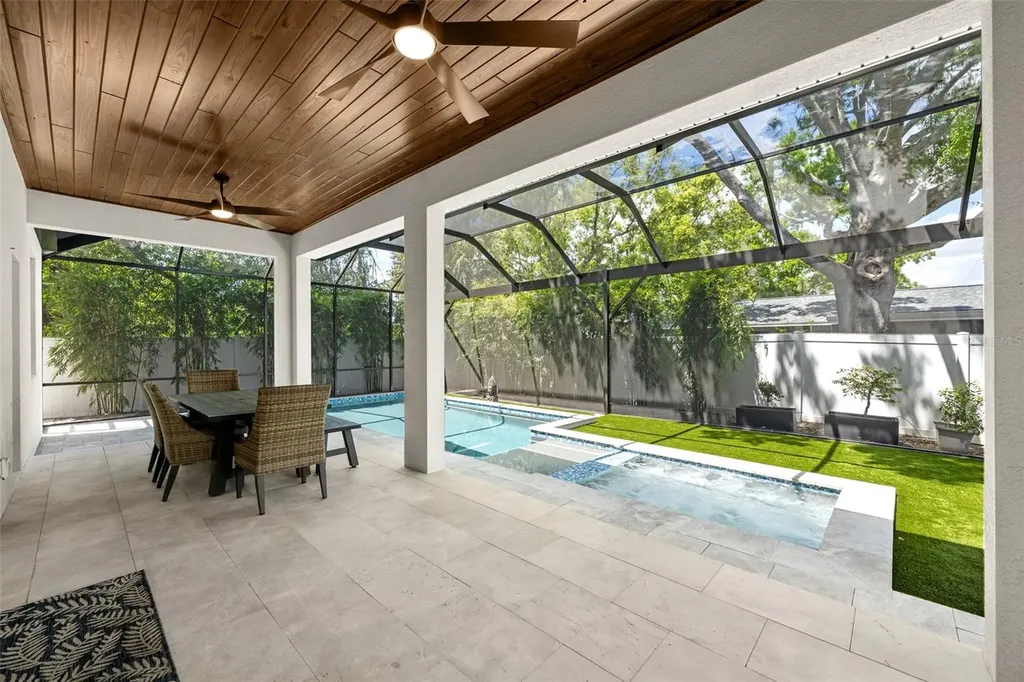 3601 W Rogers Avenue Tampa FL 33611