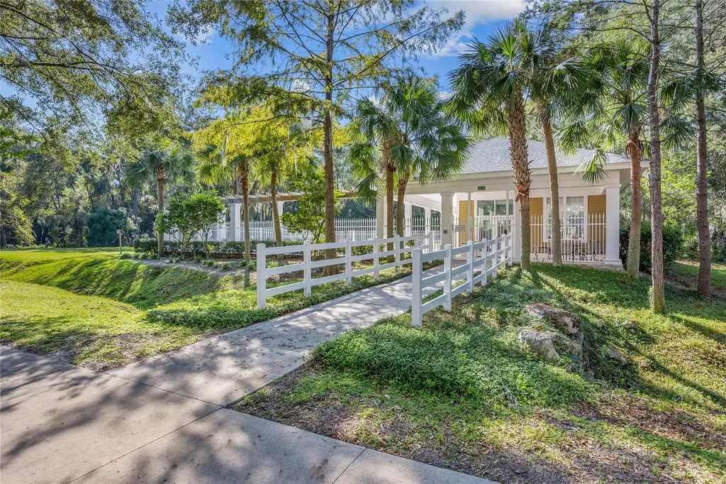 9172 SW 52nd Road Gainesville FL 32608