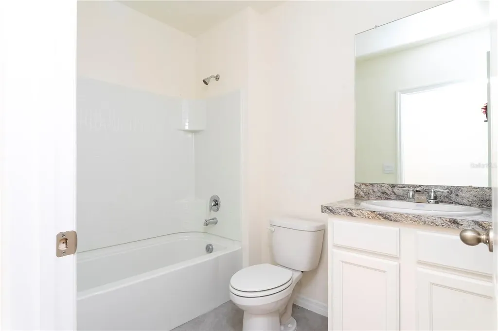 1779 Post Oak Drive Davenport FL 33837