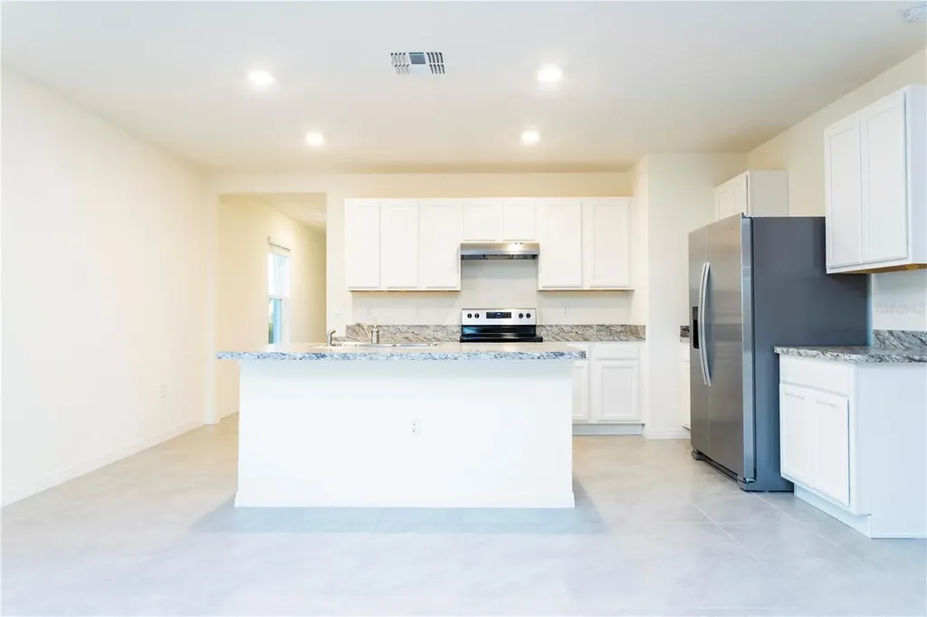 1779 Post Oak Drive Davenport FL 33837