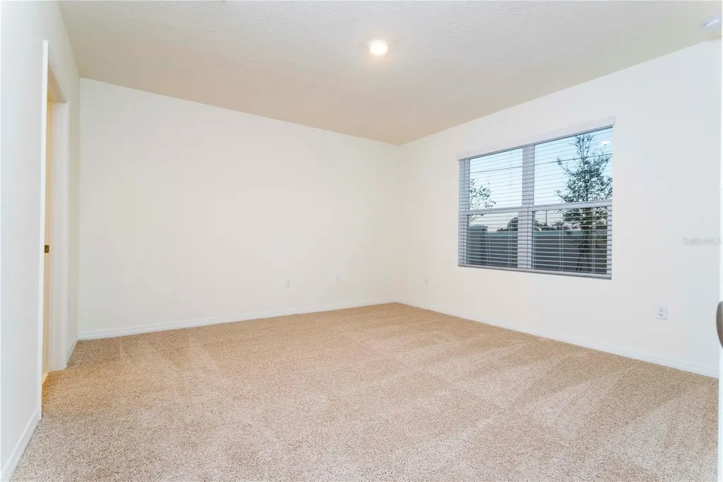1779 Post Oak Drive Davenport FL 33837