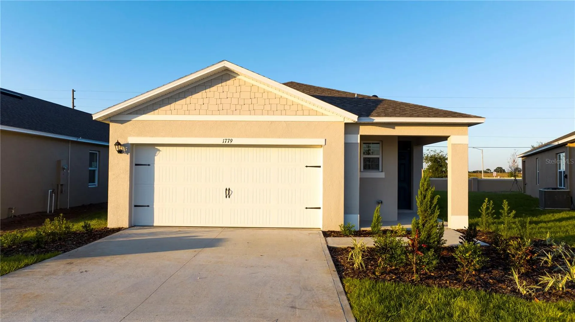 1779 Post Oak Drive Davenport FL 33837