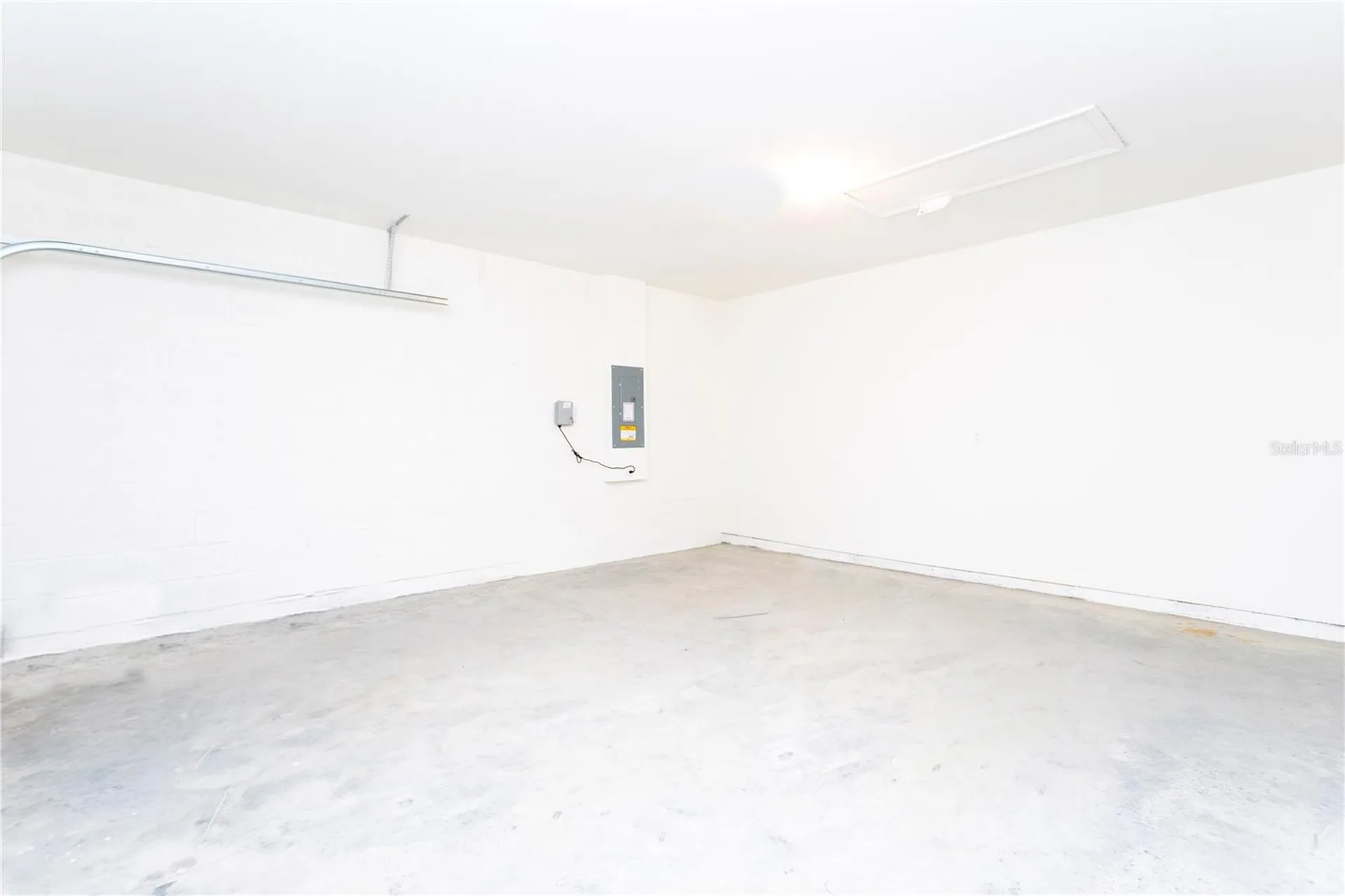 1779 Post Oak Drive Davenport FL 33837