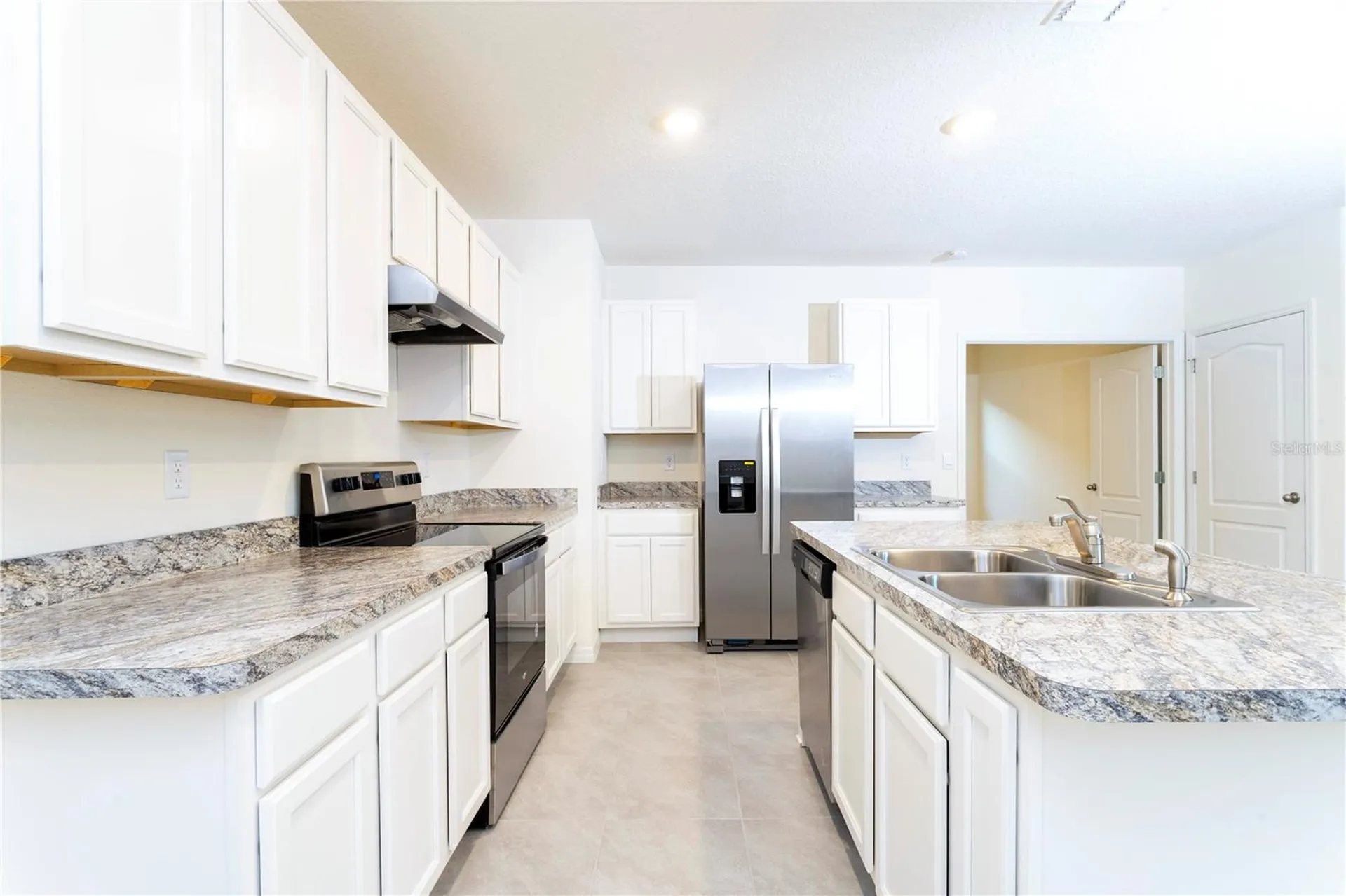 1779 Post Oak Drive Davenport FL 33837