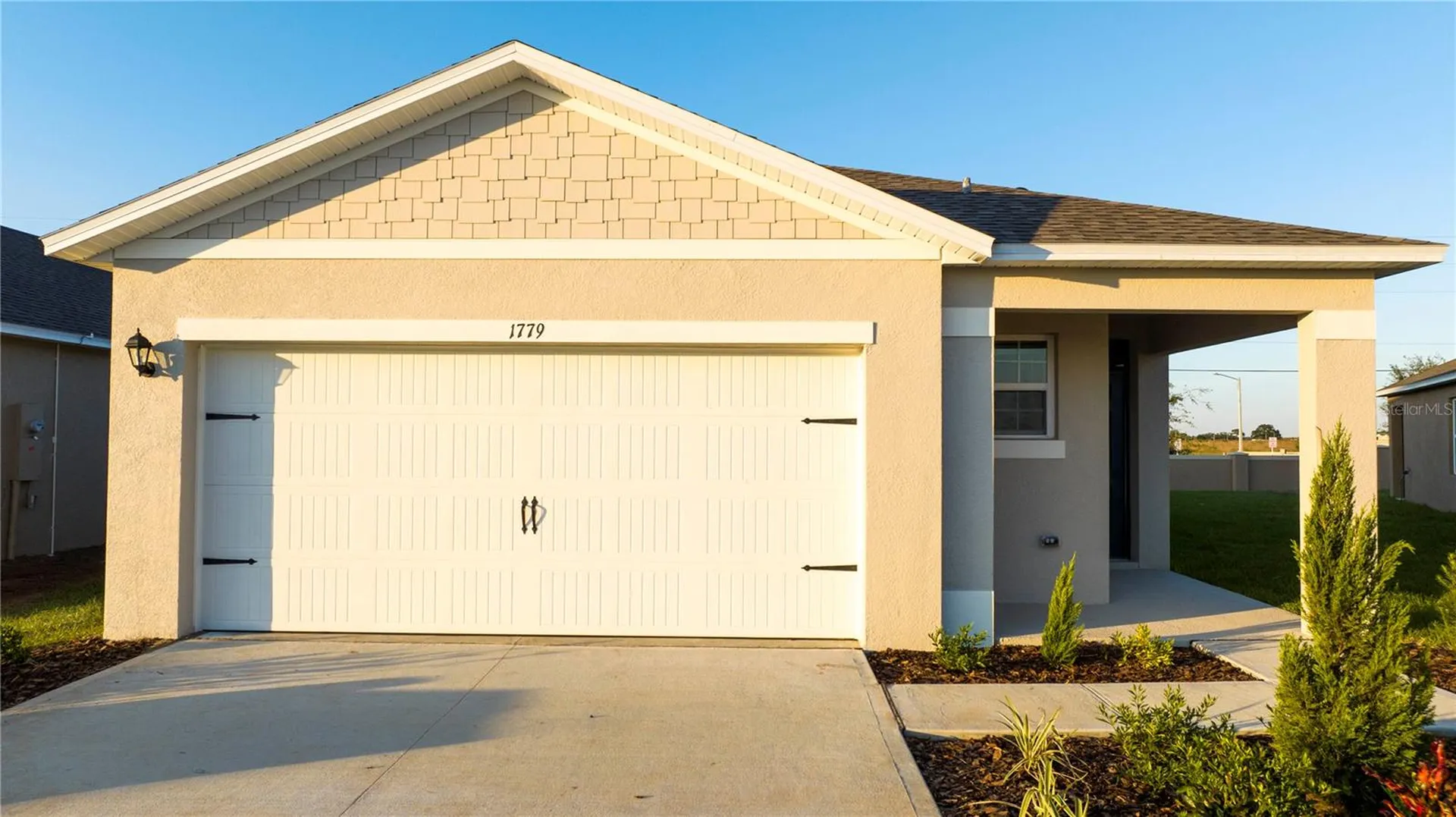 1779 Post Oak Drive Davenport FL 33837