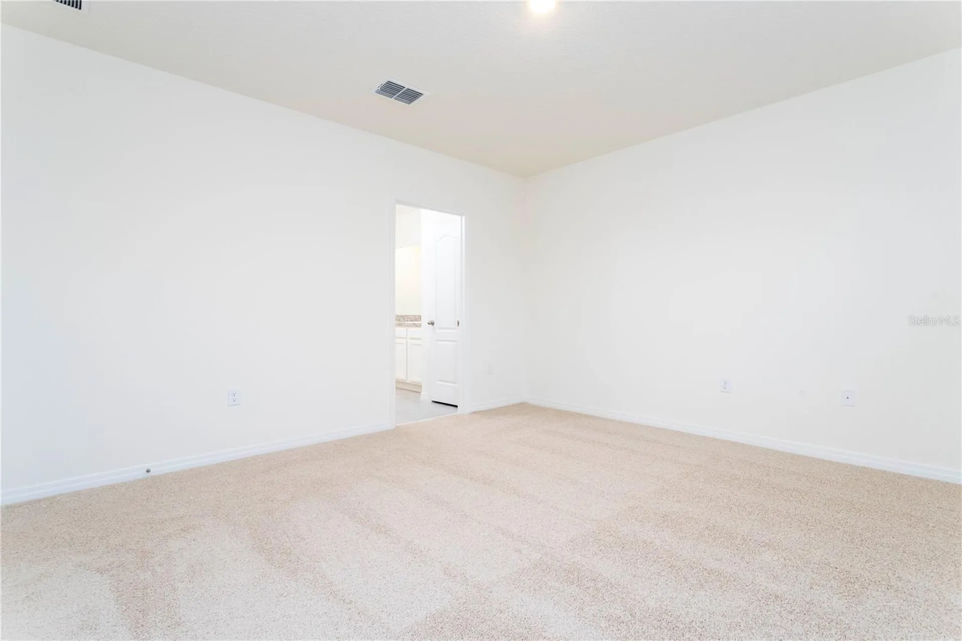 1779 Post Oak Drive Davenport FL 33837