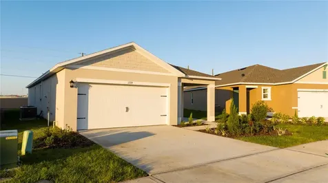1779 Post Oak Drive Davenport FL 33837