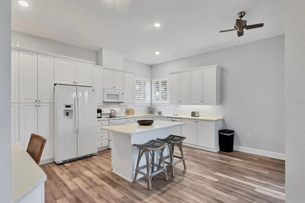 5445 46th Court W Bradenton FL 34210