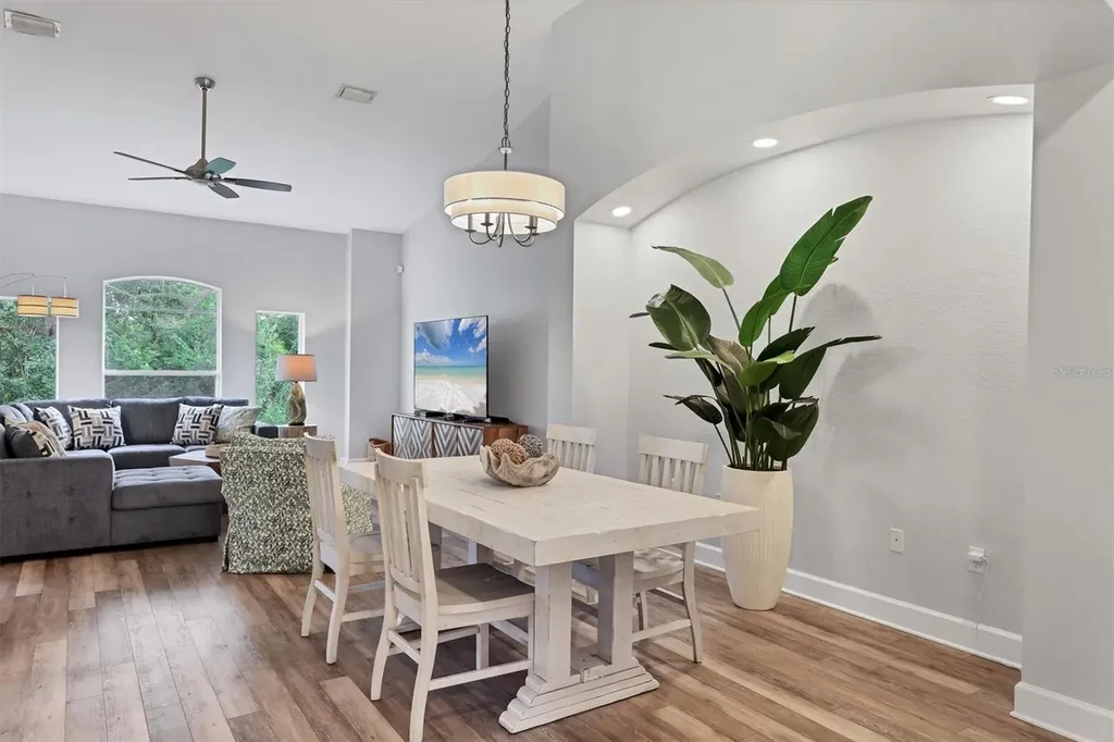 5445 46th Court W Bradenton FL 34210