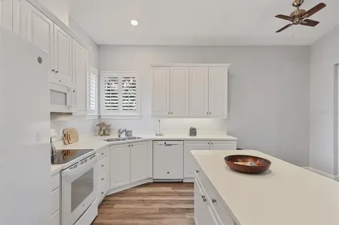 5445 46th Court W Bradenton FL 34210