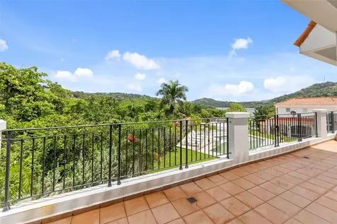 Carretera Pr-175 Km. 4.0k Esmerald Lake Plantation Trujillo Alto PR 00976