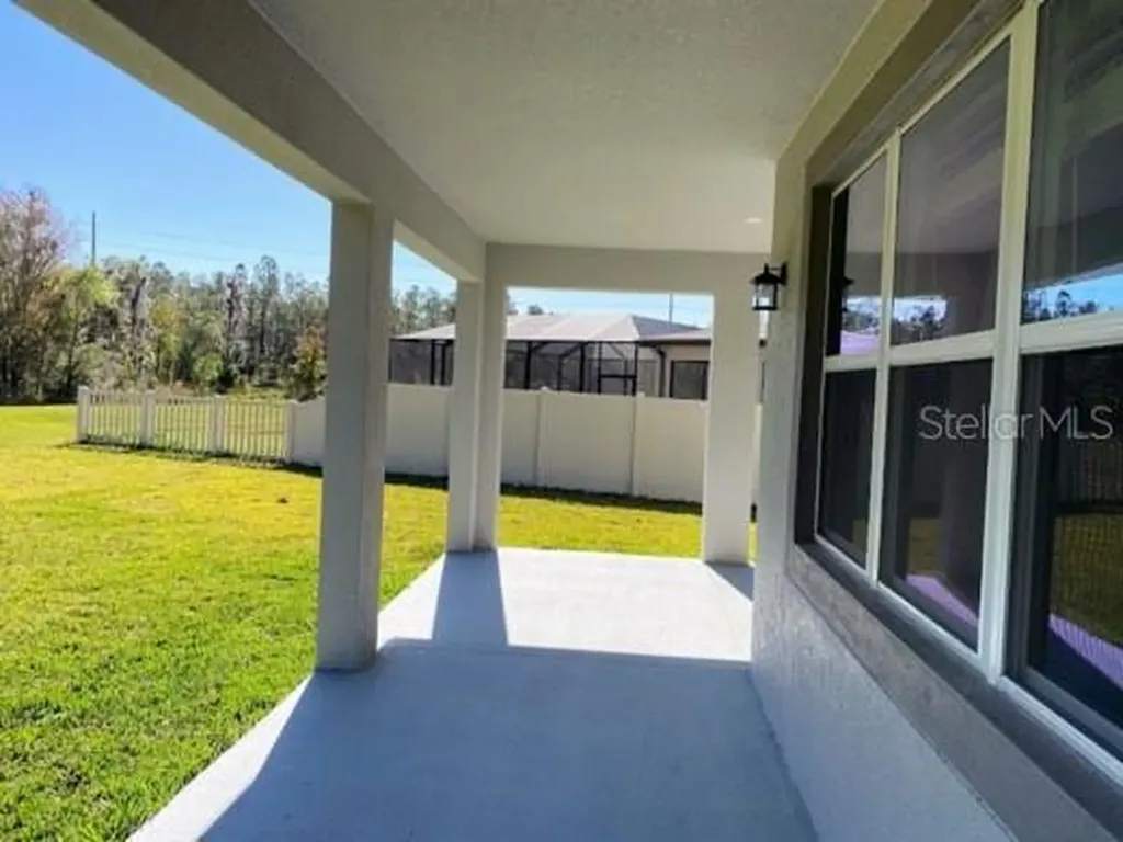 16142 Monterey Greens Circle Tampa FL 33647