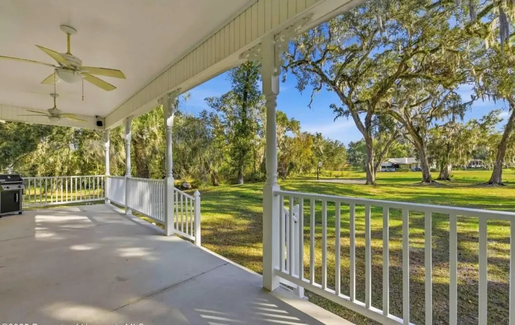 23327 Eppley Drive Brooksville FL 34601