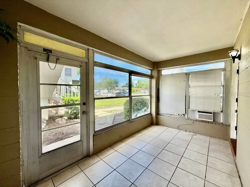 3460 32nd Avenue N St Petersburg FL 33713