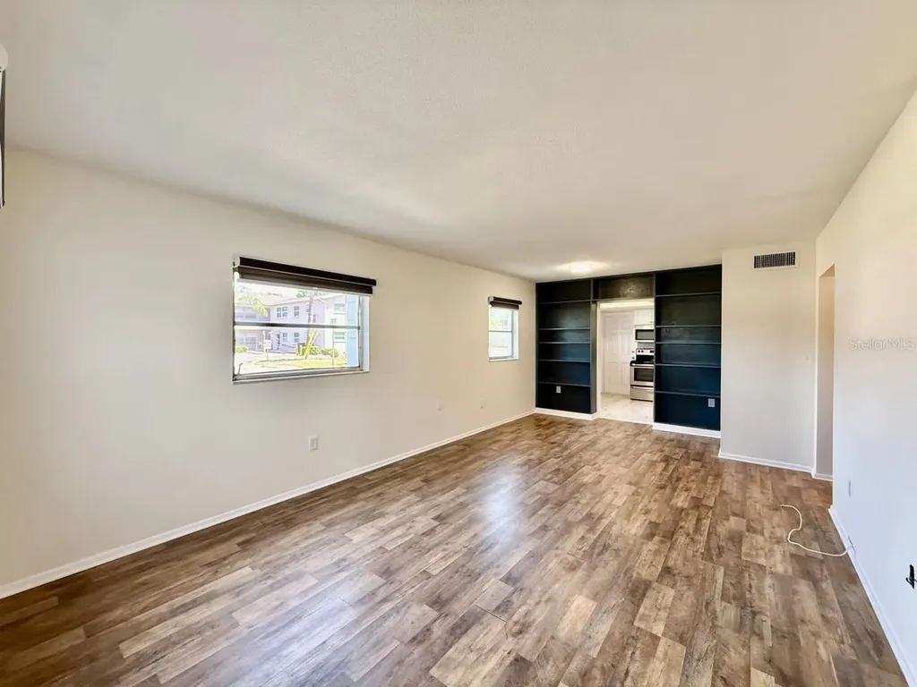 3460 32nd Avenue N St Petersburg FL 33713