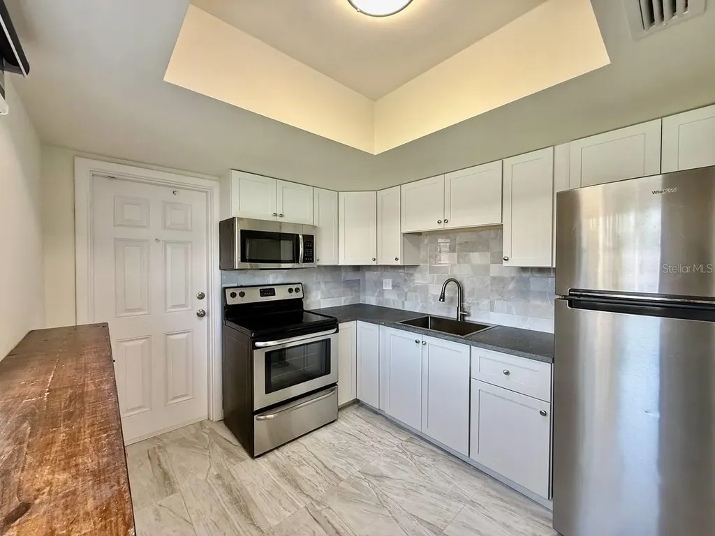 3460 32nd Avenue N St Petersburg FL 33713