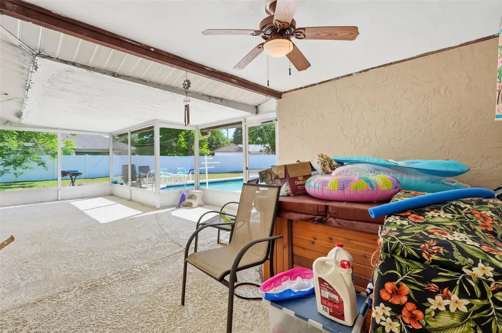636 Tessier Court Tarpon Springs FL 34689