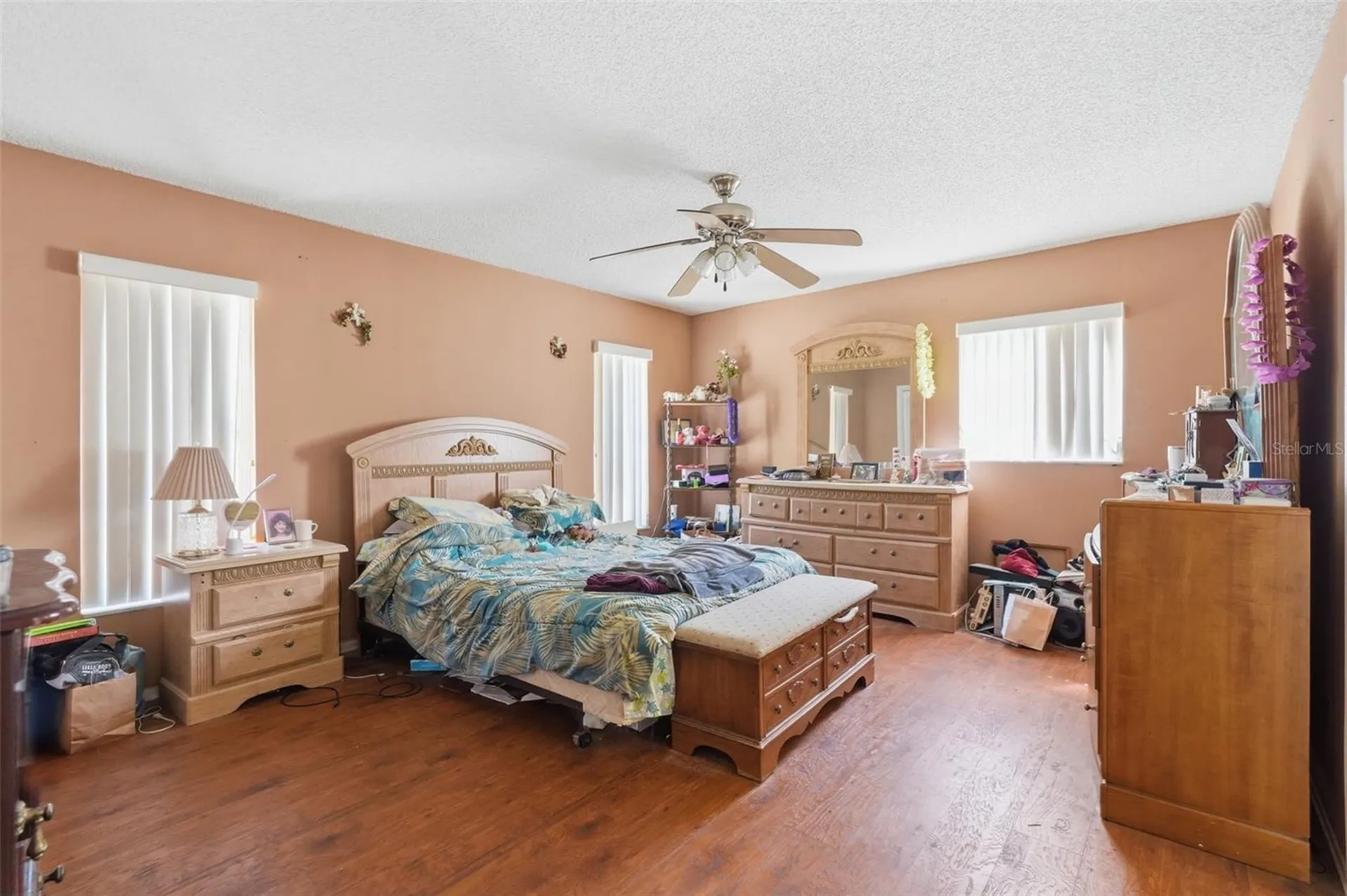 636 Tessier Court Tarpon Springs FL 34689