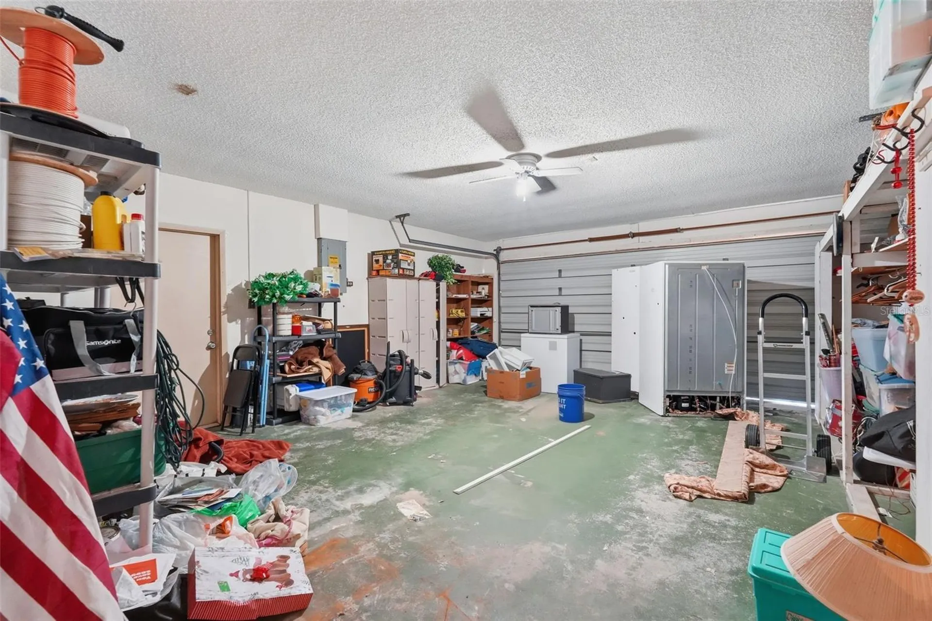 636 Tessier Court Tarpon Springs FL 34689