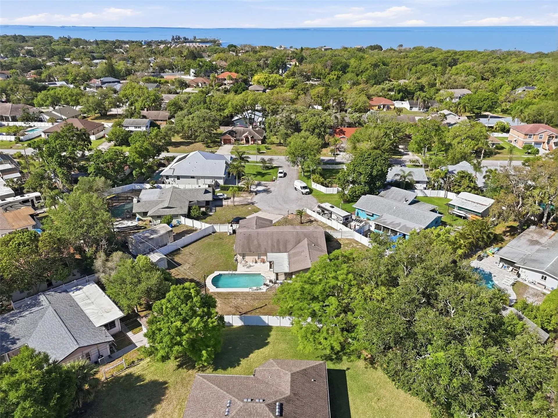 636 Tessier Court Tarpon Springs FL 34689