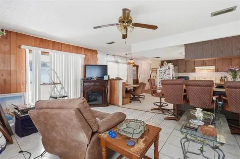 636 Tessier Court Tarpon Springs FL 34689
