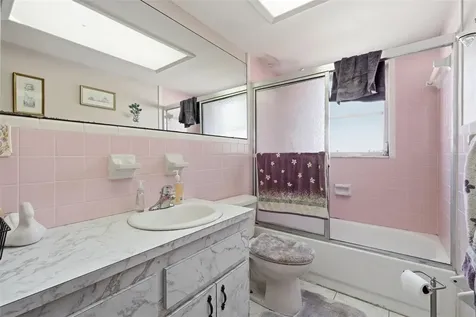 636 Tessier Court Tarpon Springs FL 34689