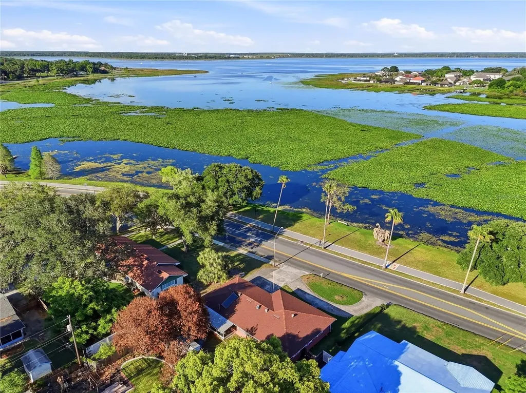 1206 W Lake Parker Drive Lakeland FL 33805